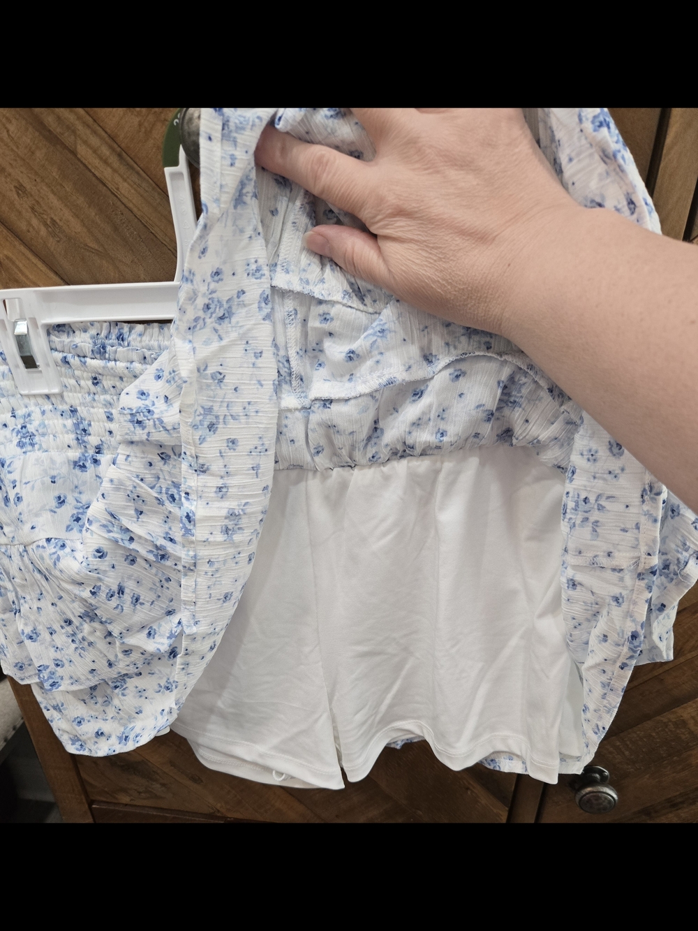 Aeropostale White Skort with Light Blue Floral Print XL - Picture 4 of 6